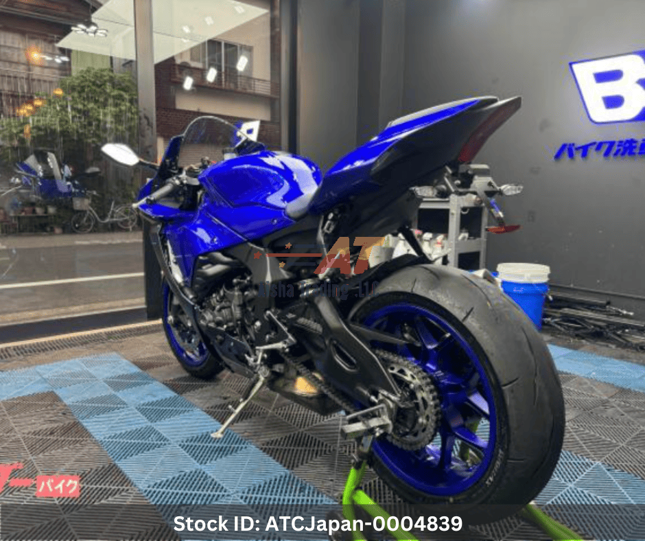 2022 Yamaha YZF-R1